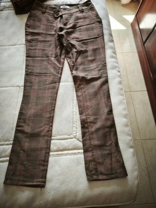 Pantalones de cuadros marrones y rojos Talla XL