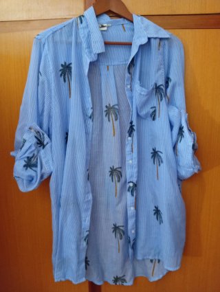 Blusa palmeras rayas azules