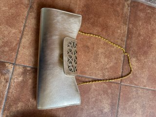 Zapatos fiesta Dorian dorados T.38 y bolso