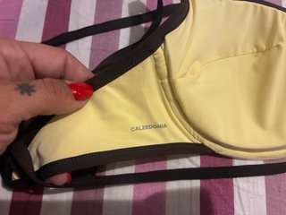 Bikini Calzedonia giallo con bordi marroni tg. 4