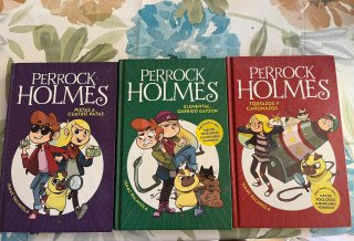3 libros, Perrock Holmes