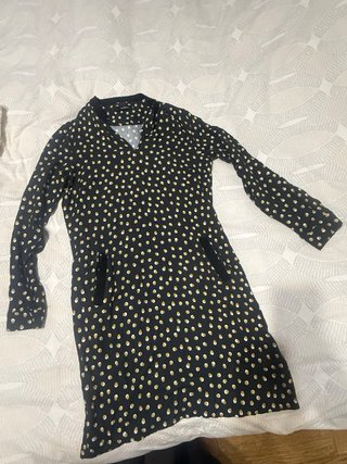 Vestido negro lunares dorados manga larga