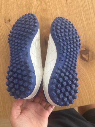 Zapatillas multitaco Adidas blancas y azules