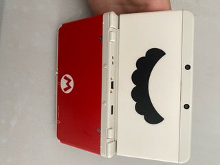 Nintendo 3DS Beige con Diseño Negro