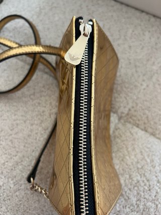 Bolso Armani Jeans Dorado Acolchado