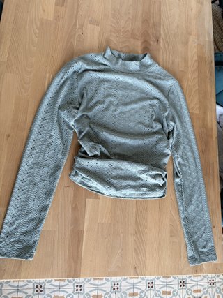 Top SHEIN manga larga verde L