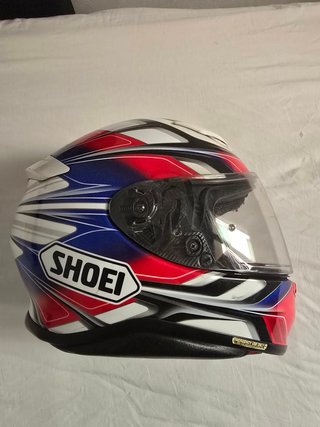 Casco Integral SHOEI Rojo Blanco