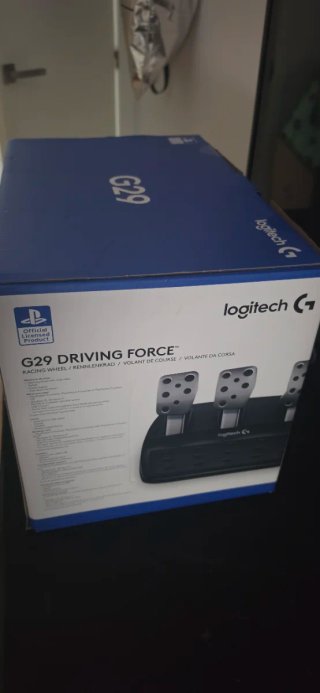 Volante Logitech G29 Driving Force con Pedales