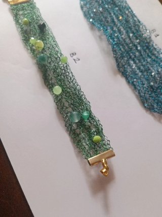 Pulseras hechas a mano