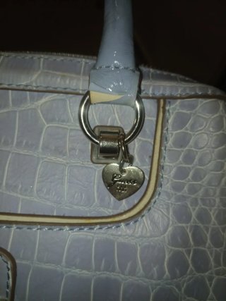 Bolso Guess Piel Cocodrilo Lavanda
