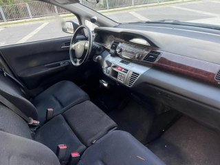 Honda FR-V 2006