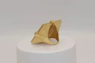 SELLO CUADRADO GRECA MEDUSA ONIX Y CIRCONITAS