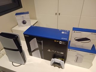 PS5 Pro 2TB (Con Lector + 2 Mandos + Soporte)