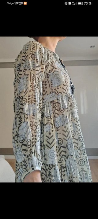 Vestido estampado beige y plateado talla única