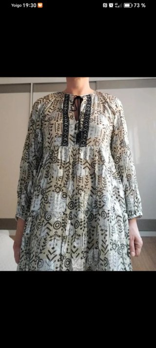 Vestido estampado beige y plateado talla única