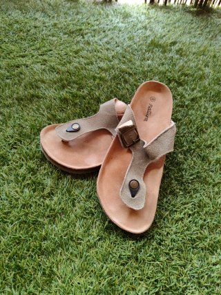 Sandalias Natura Beige y Verde Talla 38