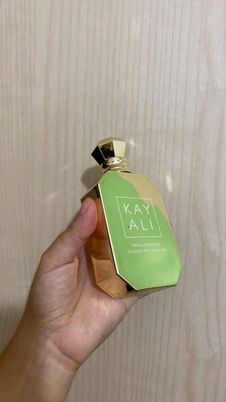Perfume Kayali Vanilla Royale Sugared Patchouli 64