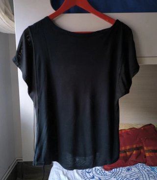 Blusa Desigual floral negra y blanca