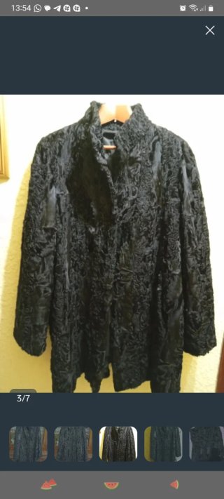 Elegante chaquetón de astracán negro Talla M