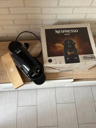 Cafetera Nespresso Inissia De'Longhi