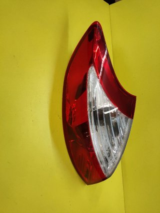 PILOTO TRASERO IZQUIERDO RENAULT MEGANE III
