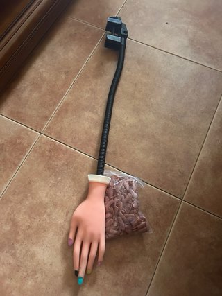 Mano para uñas y uñas, para niñas