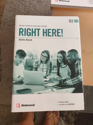 RIGHT HERE! B2 STUDENT'S PACK