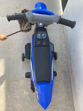 Moto a batería para niño estilo Motocross