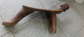 Figura de madera artesanal