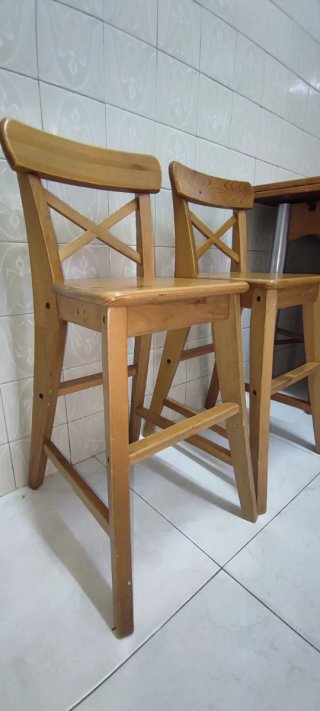 Sillas de madera infantiles Ikea (2 unidades)