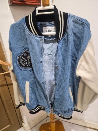 Cazadora GRMY vaquera y beige