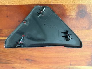Tapa Lateral R80GS-R100GS Derecha