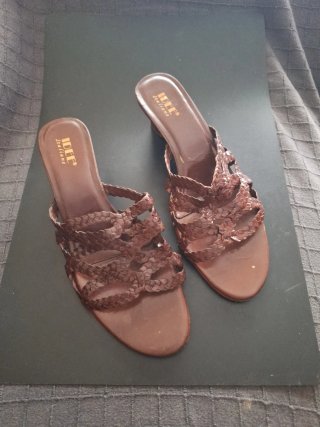 Sandalias zueco IDEE marrón