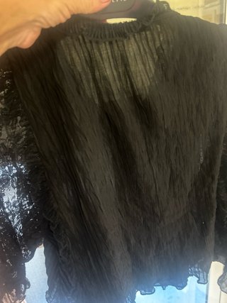 Blusa Zara Negra Encaje Volantes