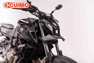 YAMAHA MT 07