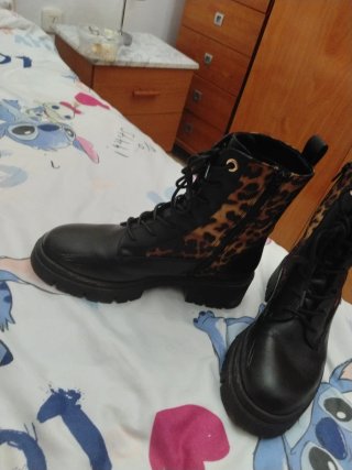 Botas de leopardo negras de la talla 38