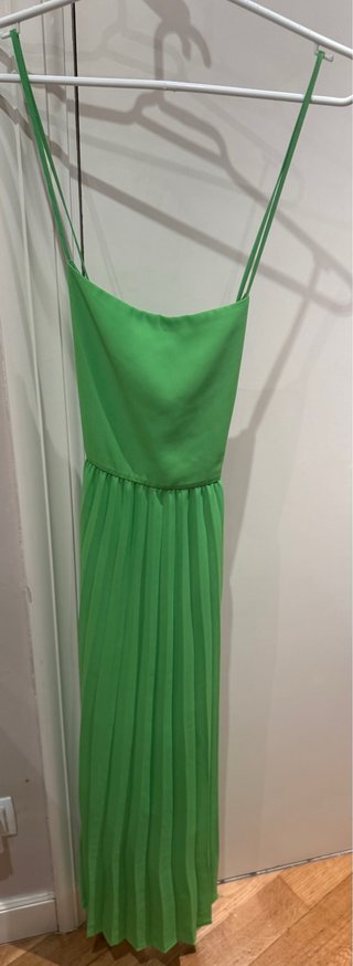Vestido largo verde plisado