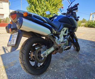 V-STROM 1000 SUPER CUIDADA. Se puede comprobar