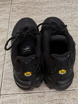 Nike TN Air Max Plus Negras
