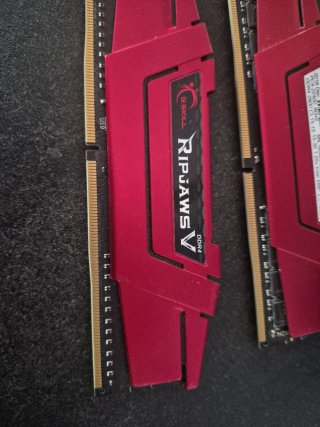 Memoria RAM DDR4 G.Skill Ripjaws V 16GB (2x8GB)