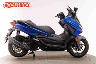 HONDA FORZA 125