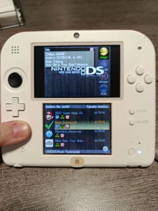 Nintendo 2DS Blanca + Cargador