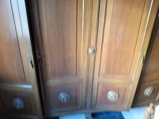 Juego de 2 sillas de madera y terciopelo