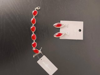 Conjunto Bijou Brigitte: Pulsera y Pendientes Rojo