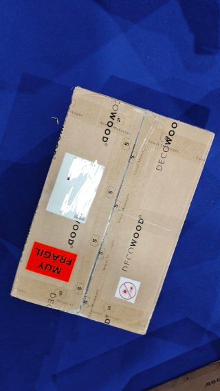 Caja de antigüedades variadas