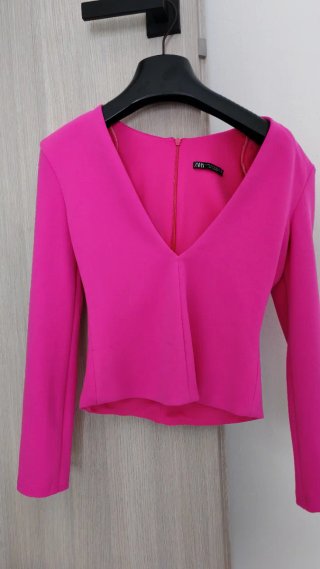 Top Zara fucsia scollo V maniche lunghe