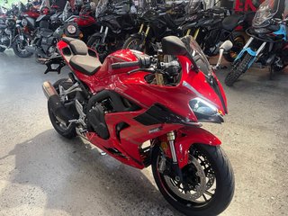 QJ SRK 800 RR 2026 Roja Nueva 6 años de garantía