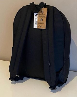 Mochila Vans Negra con Logo Blanco