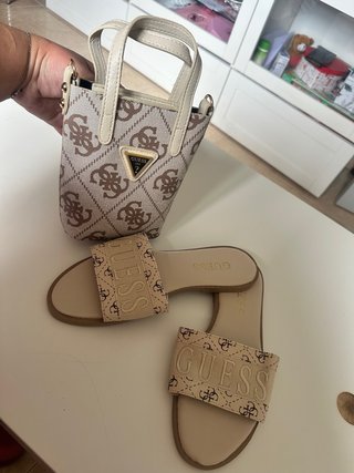 Bolso y Sandalias Guess Talla 40