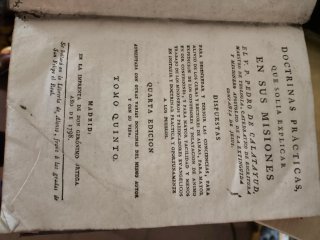 Libro religioso antiguo